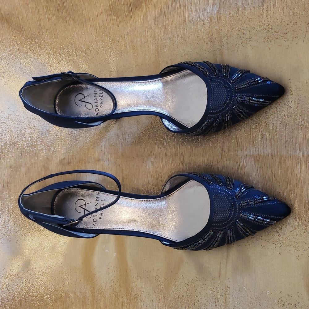 NWoT Adrianna Papell Navy Blue Satin Beaded Pointed Toe Pump, Size 7.5 - Picture 4 of 16